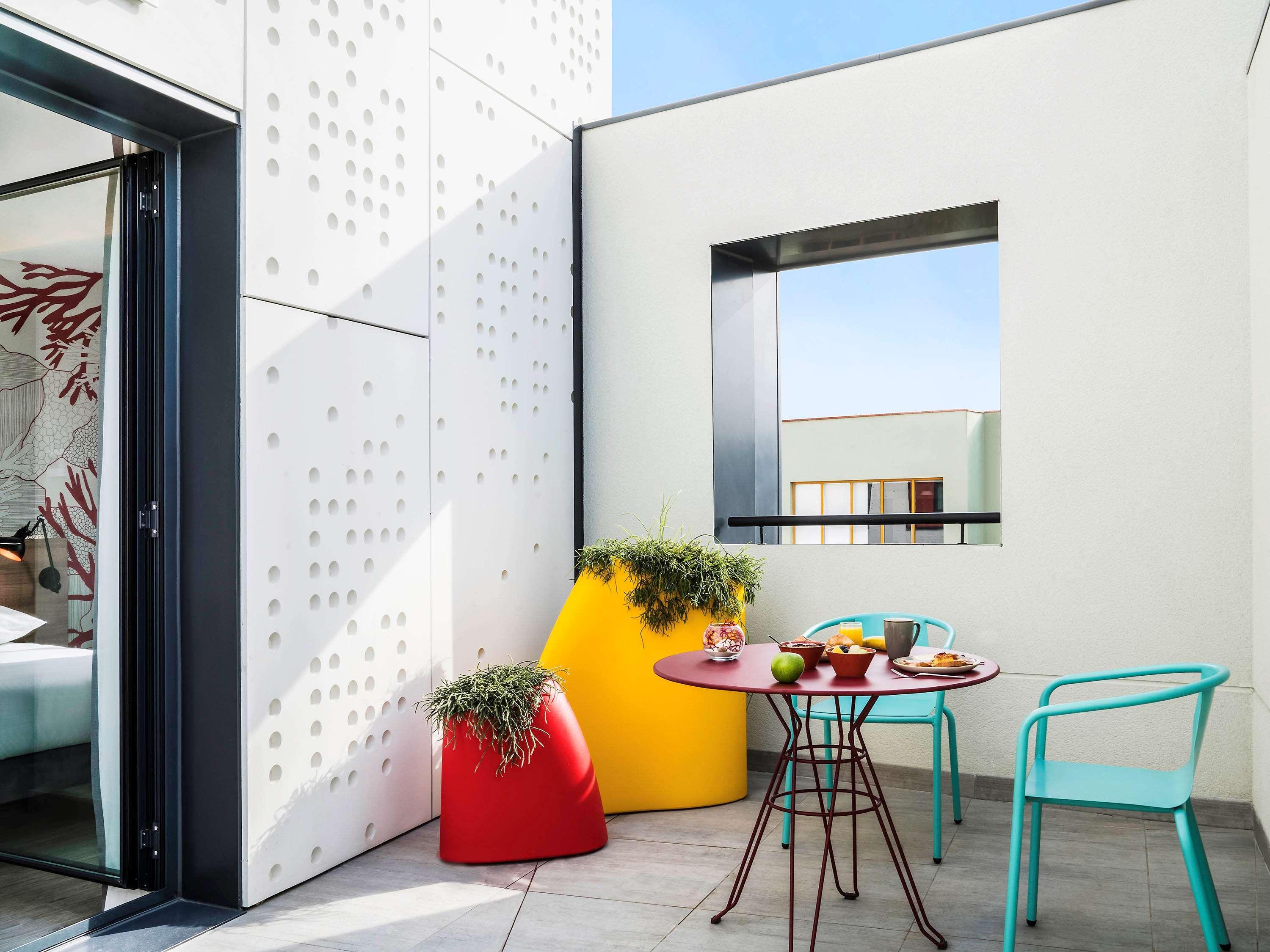 Ibis Styles Barcelona City Bogatell Esterno foto