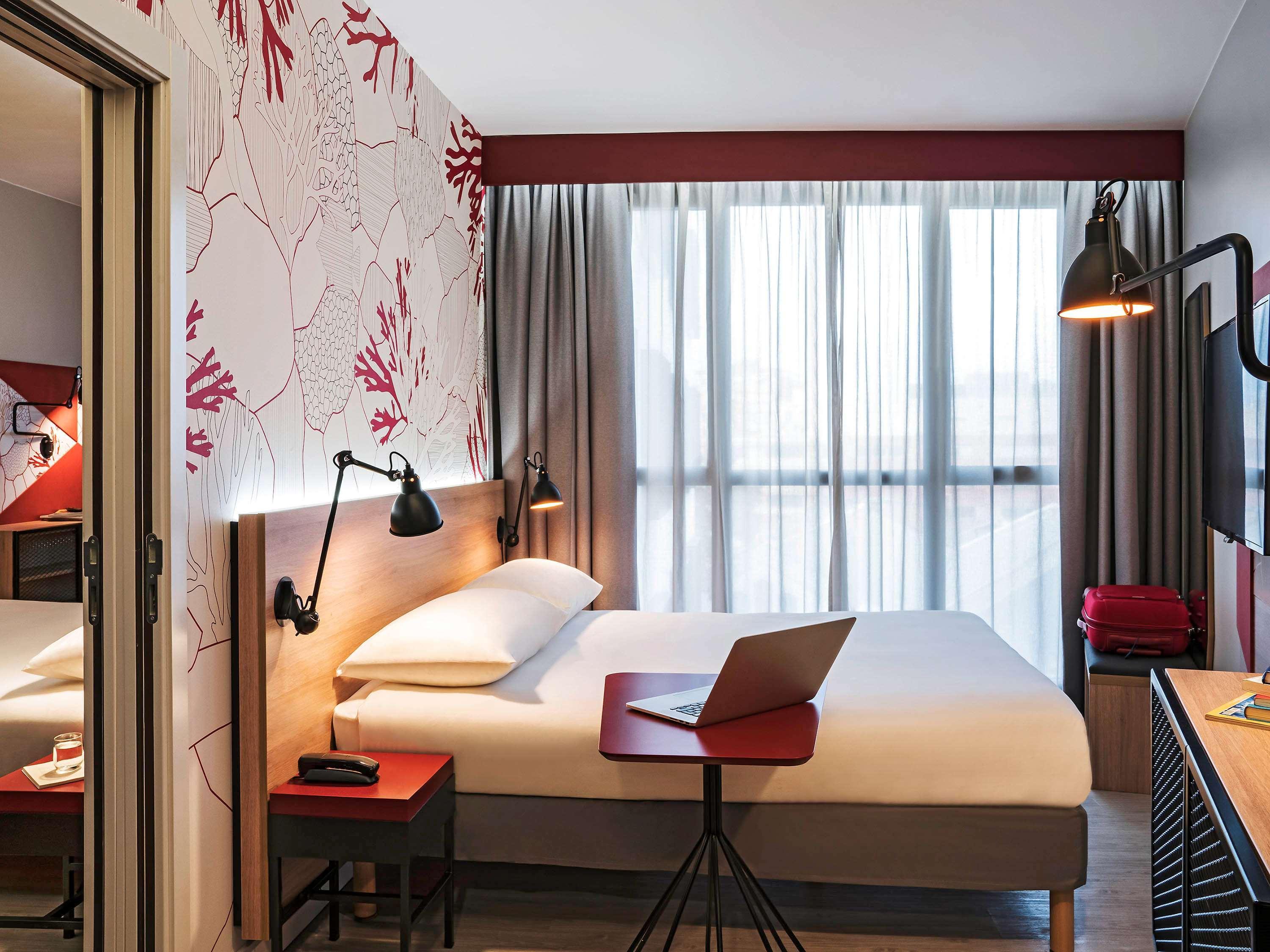 Ibis Styles Barcelona City Bogatell Esterno foto