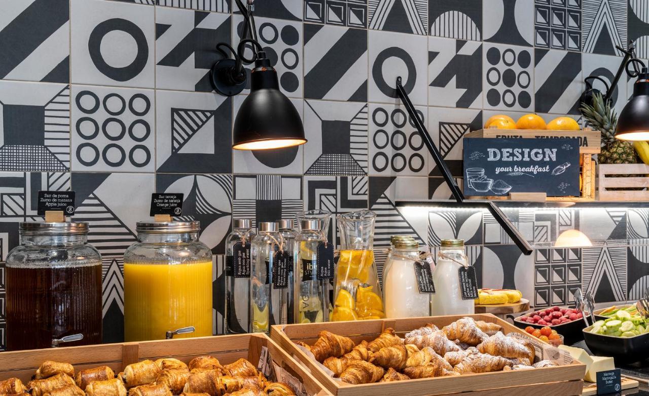 Ibis Styles Barcelona City Bogatell Esterno foto