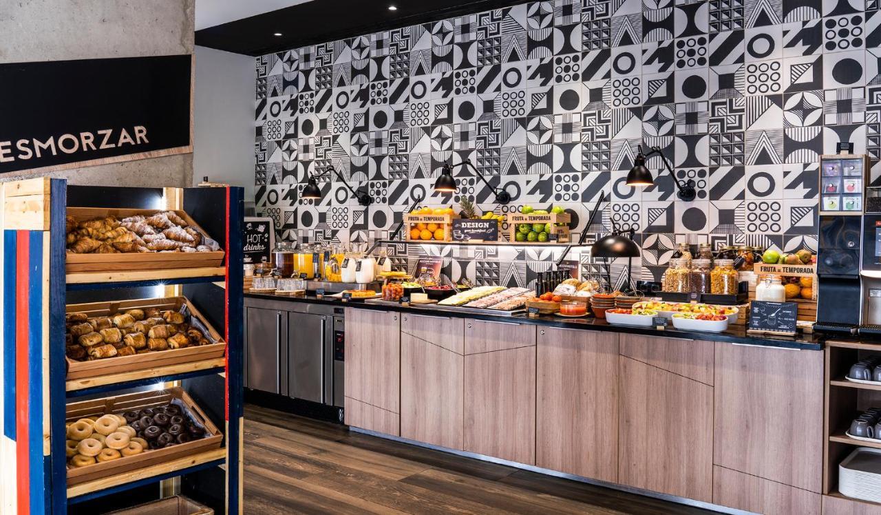 Ibis Styles Barcelona City Bogatell Esterno foto