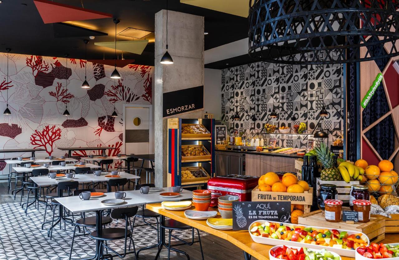 Ibis Styles Barcelona City Bogatell Esterno foto