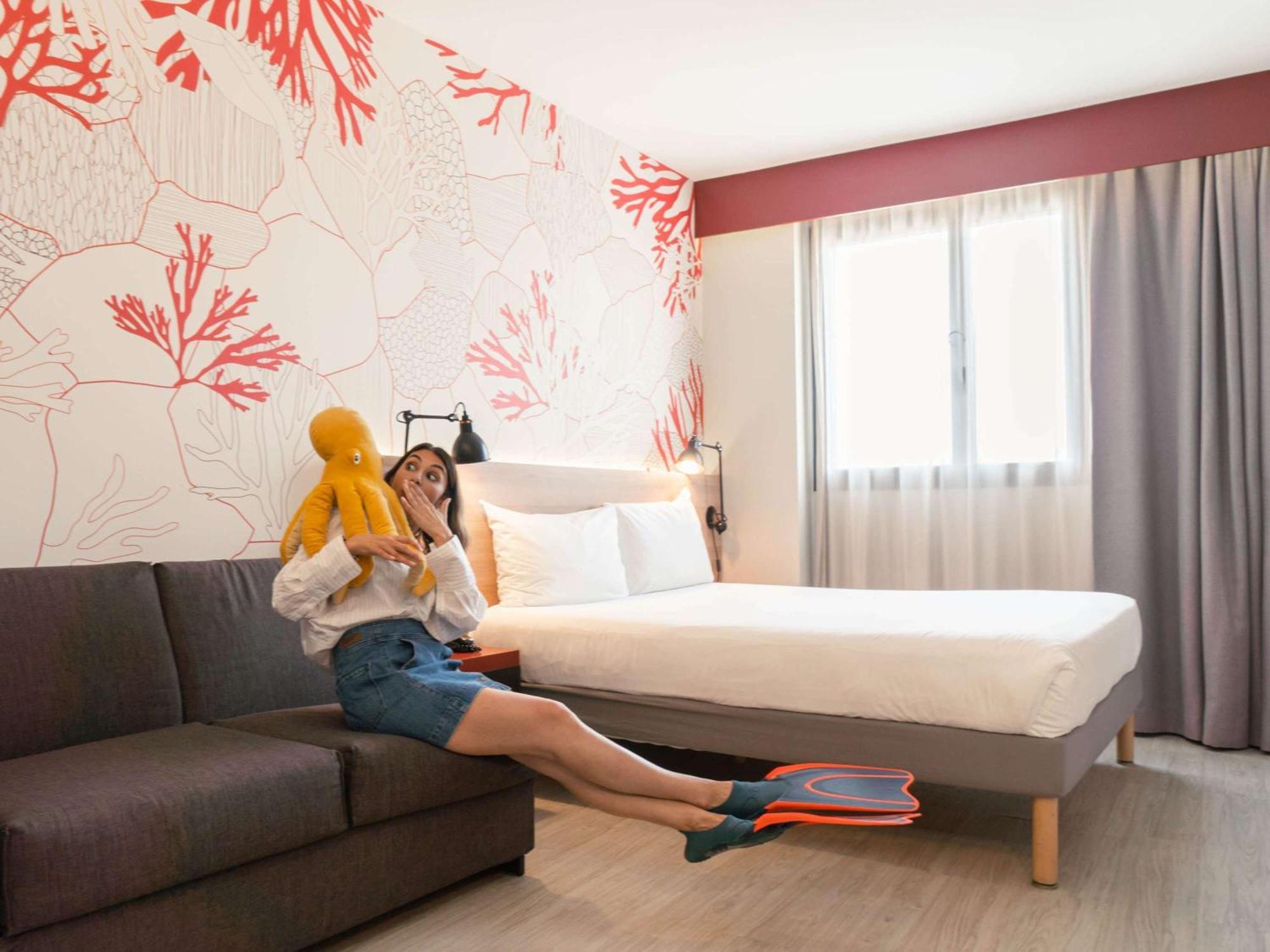 Ibis Styles Barcelona City Bogatell Esterno foto
